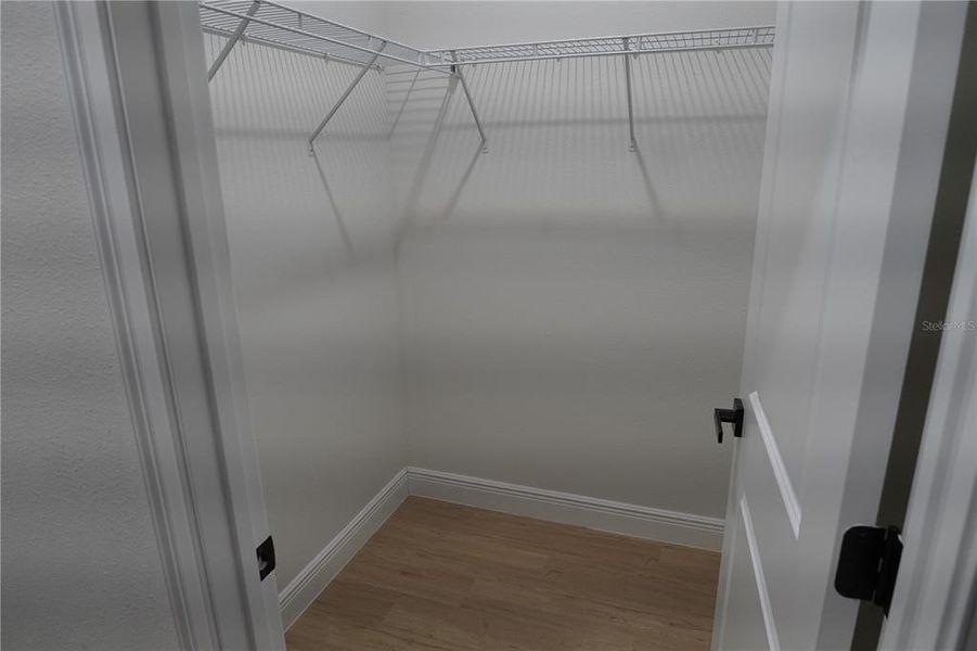 Spacious, unfurnished interior of a new home in , Ocala (Image 21).