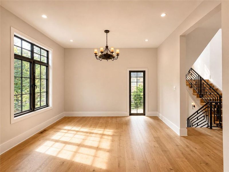 Spacious, unfurnished interior of a new home in , Alpharetta (Image 47).