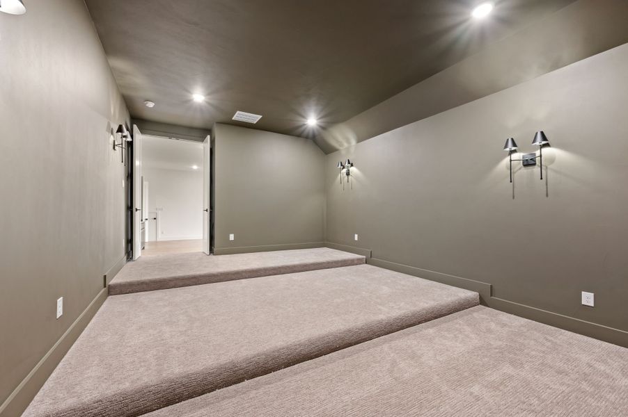 Spacious, unfurnished interior of a new home in Montclair, Prosper (Image 45).