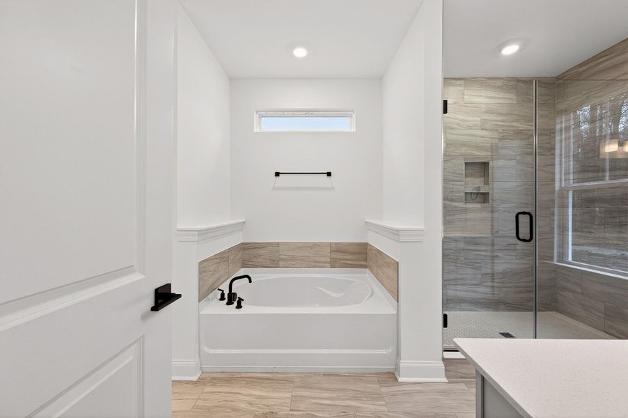 Furnished interior view inside a new home in , Ridgeville (Image 8).