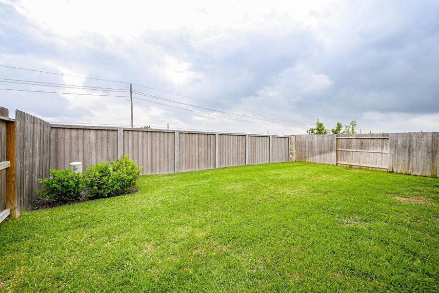 Image 20 of a home in The Grand Prairie 40'. Image 20 of a home in The Grand Prairie 40'.