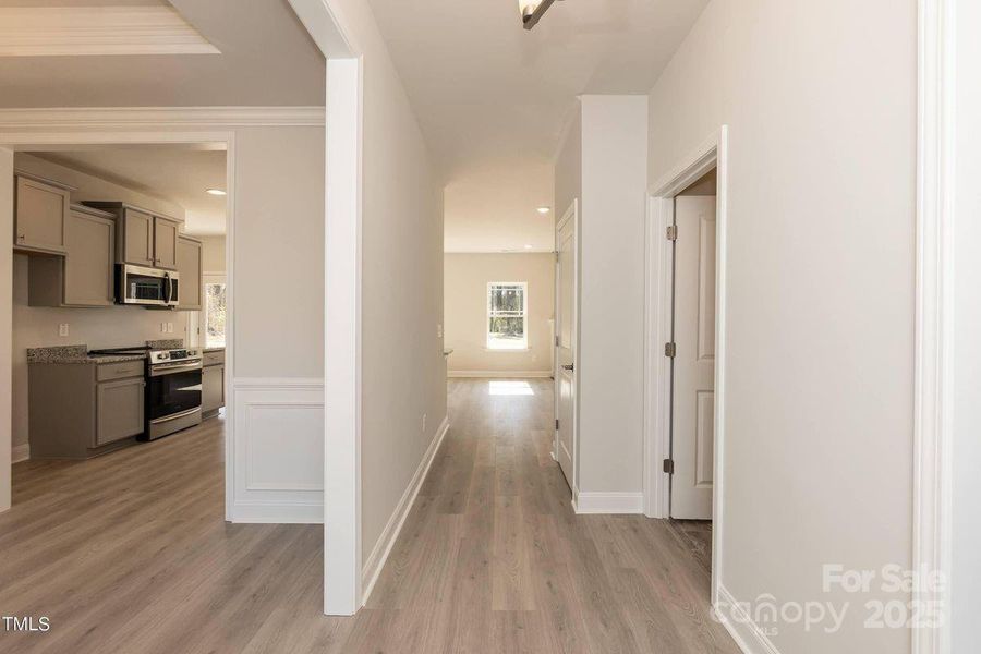 Spacious, unfurnished interior of a new home in Northlake, Statesville (Image 13).