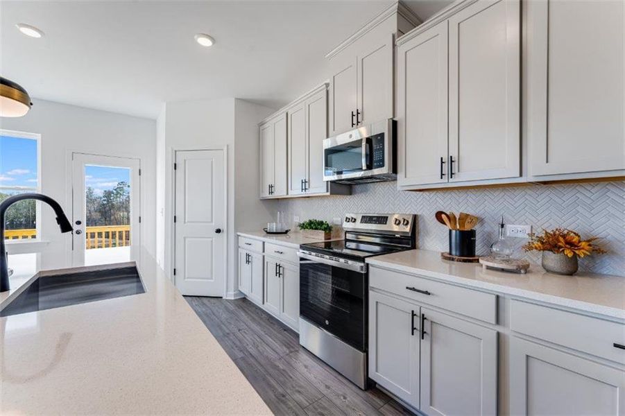 Furnished interior view inside a new home in Chandler Run, Tucker (Image 22).