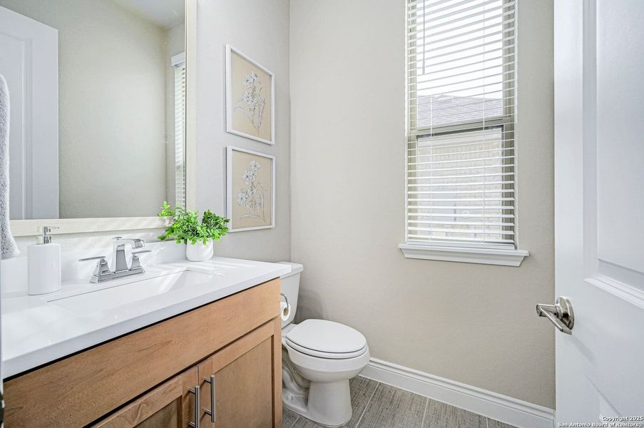 Furnished interior view inside a new home in Elkhorn Ridge At Fair Oaks Ranch: 65's, Boerne (Image 4). Furnished interior view inside a new home in Elkhorn Ridge At Fair Oaks Ranch: 65's, Boerne (Image 4).