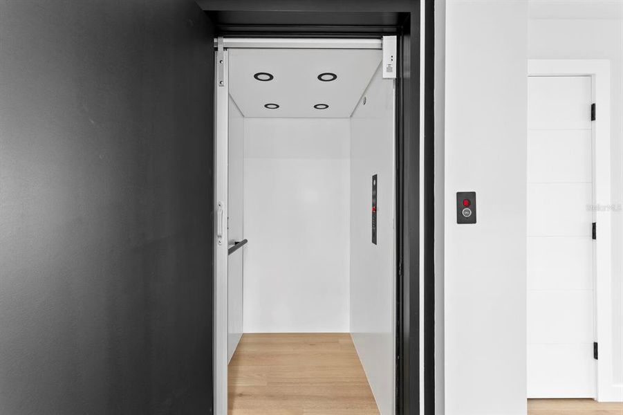 Image 71 of a home in .