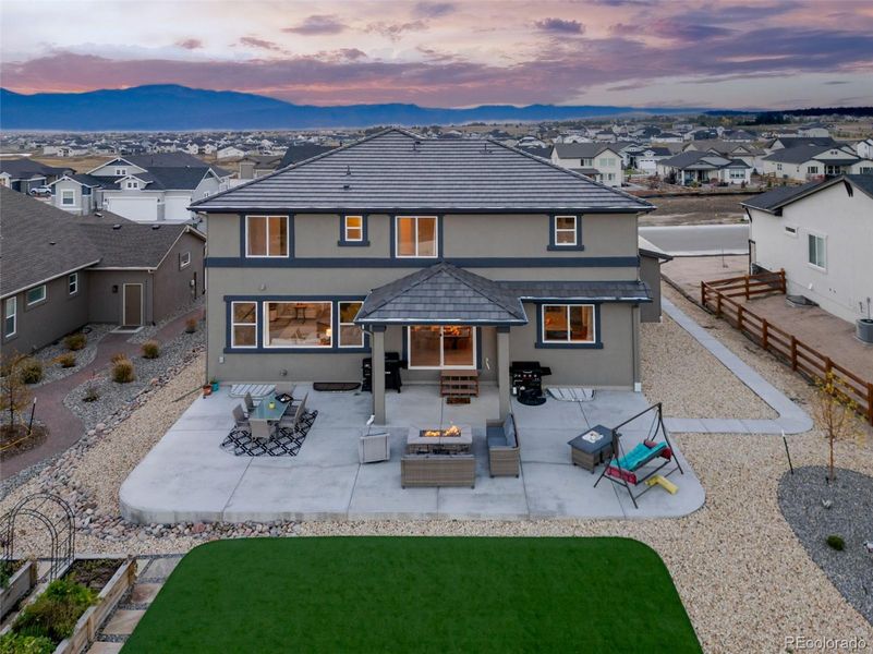 Room To Relax And Unwind On Your Back Yard Patio