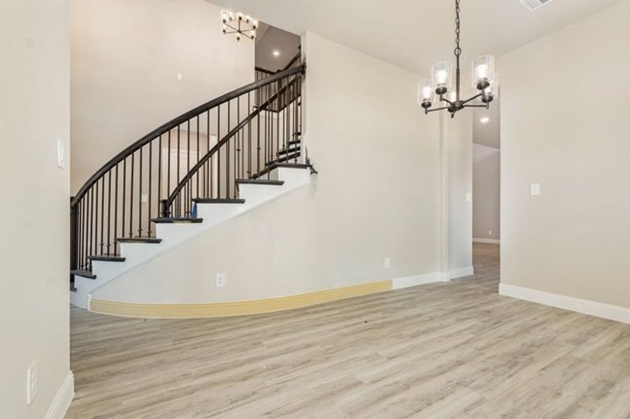 Spacious, unfurnished interior of a new home in Malabar Hill, Prosper (Image 16). Spacious, unfurnished interior of a new home in Malabar Hill, Prosper (Image 16).