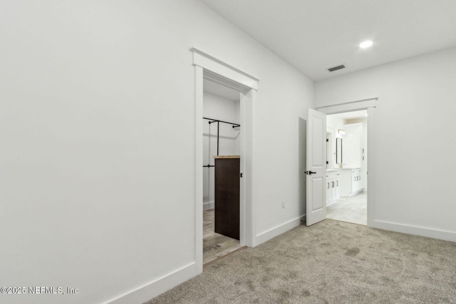 Spacious, unfurnished interior of a new home in , Fernandina Beach (Image 21).