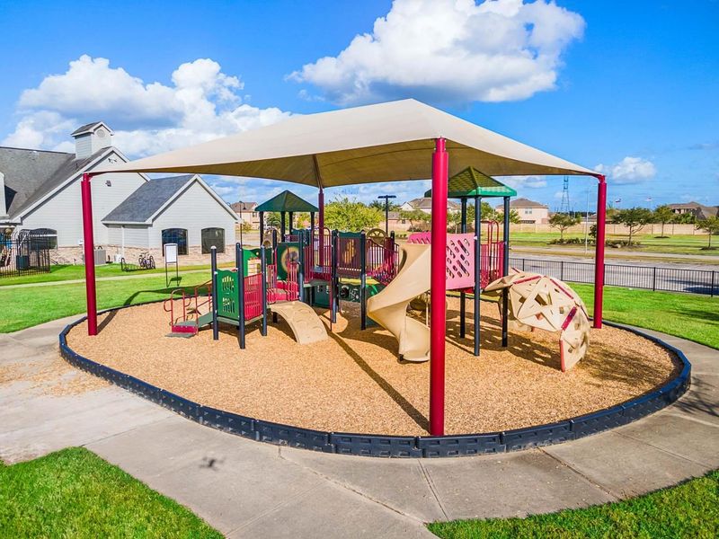 Community amenities in Sierra Vista, Rosharon (Image 33).