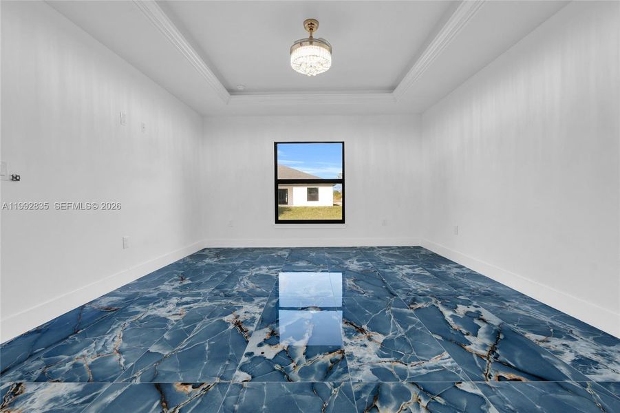 Spacious, unfurnished interior of a new home in , Lehigh Acres (Image 19).