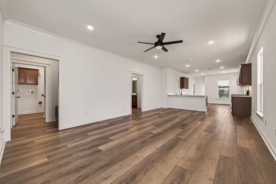 Spacious, unfurnished interior of a new home in Aldeana, Bonney (Image 21).