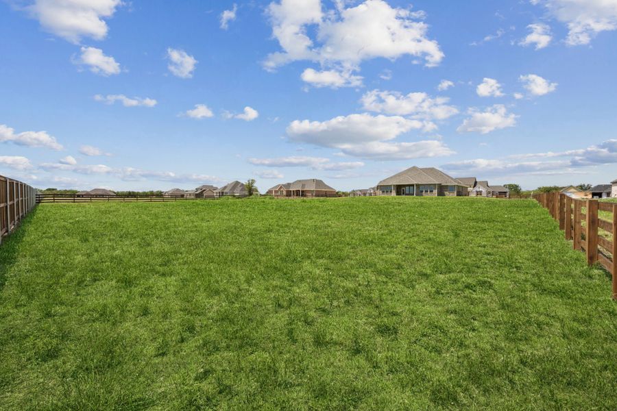 Image 30 of a home in Ellis Ranch Estates.