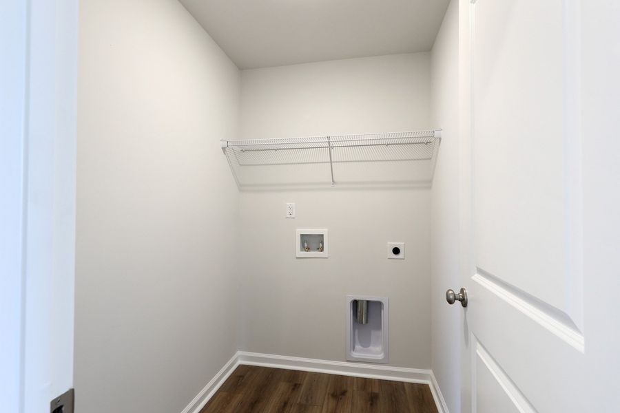 Spacious, unfurnished interior of a new home in Hainer Place, Conway (Image 27).