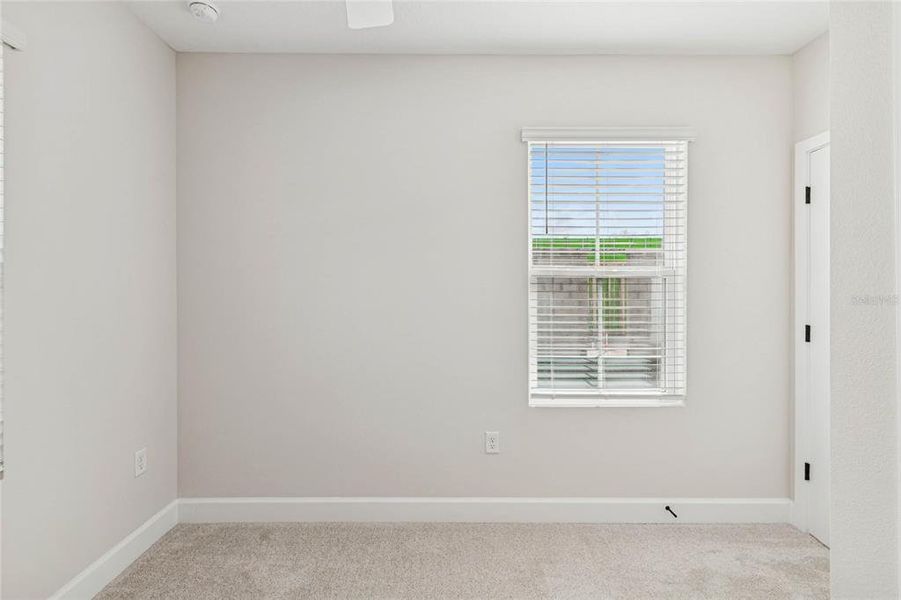 Spacious, unfurnished interior of a new home in Aspire at Canter Creek, Davenport (Image 21).