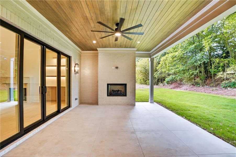 Exterior details and patio area of a home in , Alpharetta (Image 3).