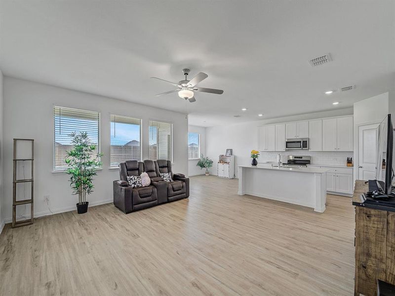 Furnished interior view inside a new home in Bridgewater: Classic Collection, Princeton (Image 2). Furnished interior view inside a new home in Bridgewater: Classic Collection, Princeton (Image 2).