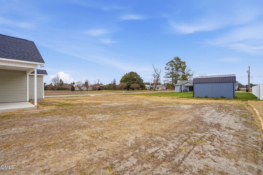 31-web-or-mls-248 Rae St-144