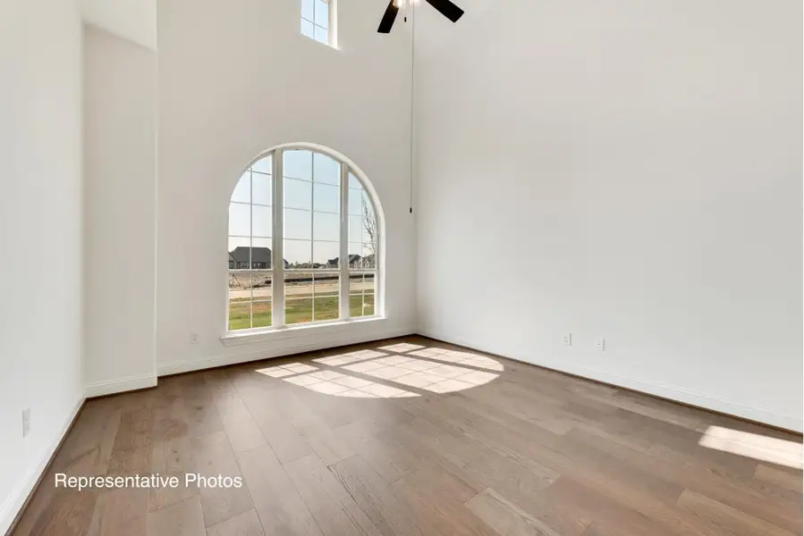 Representative unfurnished interior of a home built from the Grand Estate by Grand Homes in Kings Crossing, Parker (Image 18).
