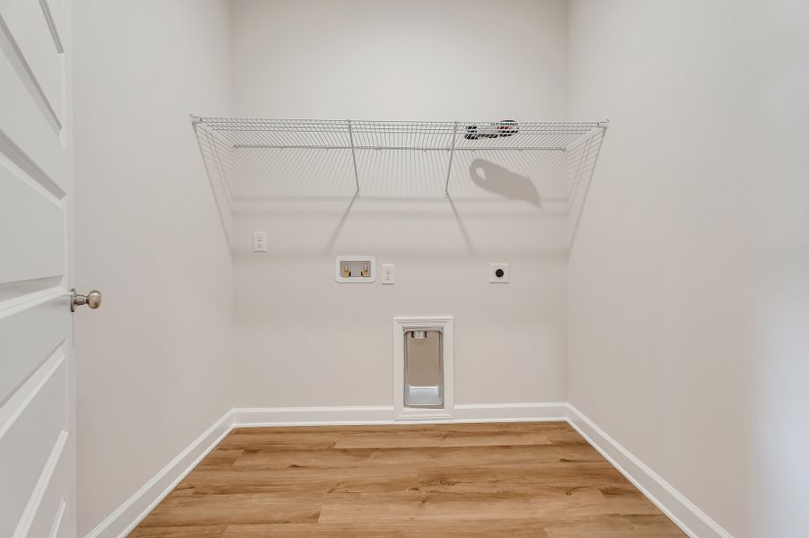 Spacious, unfurnished interior of a new home in Southern Charm, Crestview (Image 35).