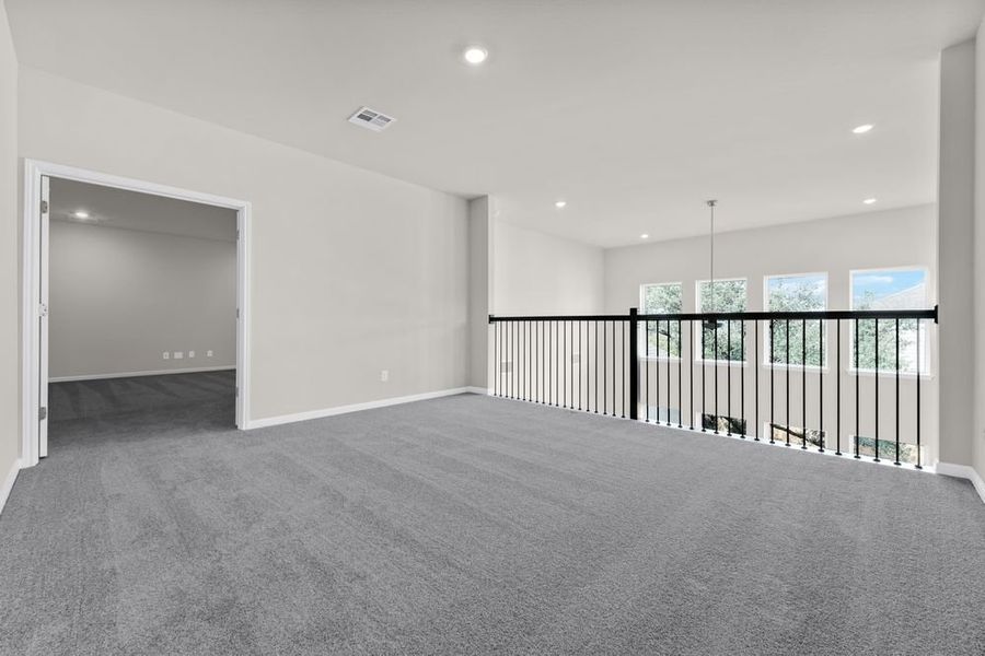 Spacious, unfurnished interior of a new home in Parkside on the River 60s, Georgetown (Image 10).