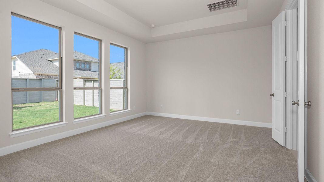 Spacious, unfurnished interior of a new home in Legacy, League City (Image 19). Spacious, unfurnished interior of a new home in Legacy, League City (Image 19).