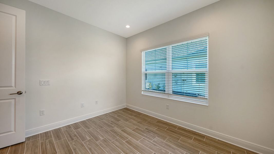 Spacious, unfurnished interior of a new home in Wildleaf, Parrish (Image 19).