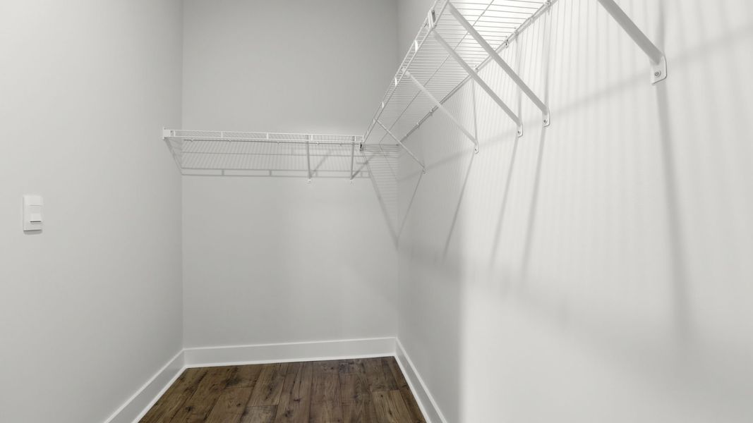 Spacious, unfurnished interior of a new home in Cottonwood Ridge, Piedmont (Image 26).