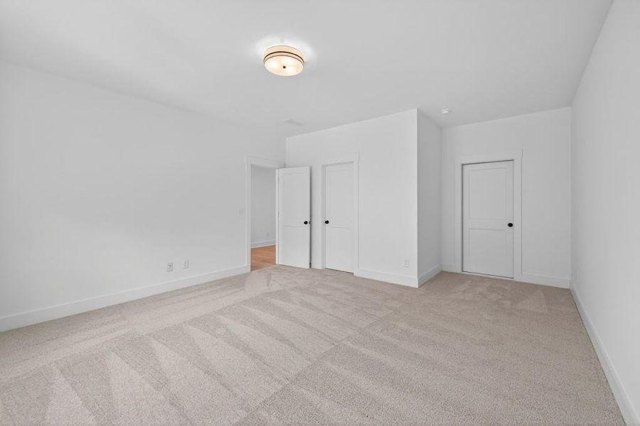 Spacious, unfurnished interior of a new home in Livingstone Park, Kennesaw (Image 22). Spacious, unfurnished interior of a new home in Livingstone Park, Kennesaw (Image 22).