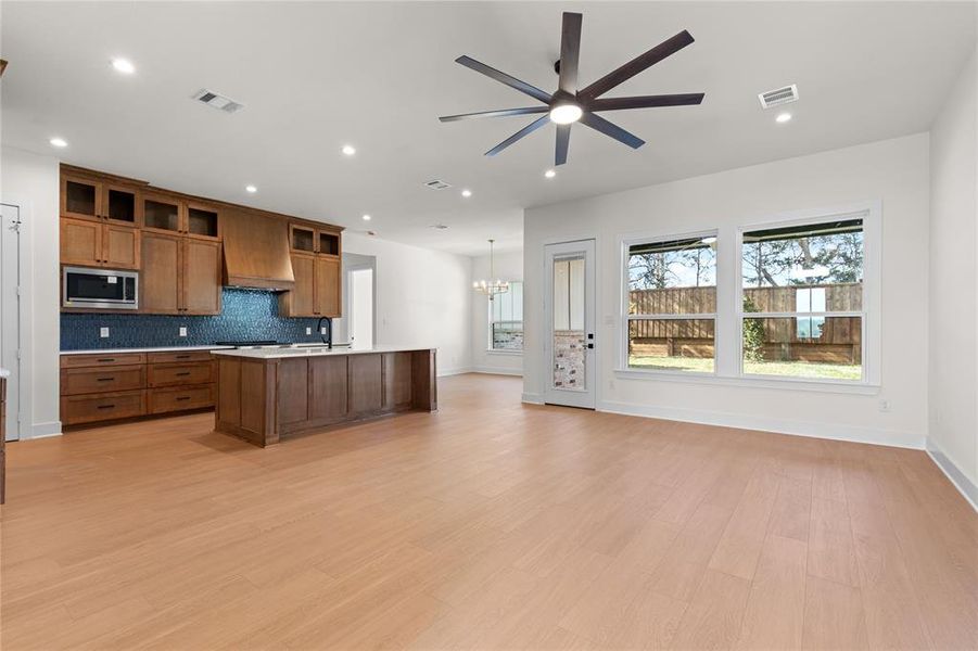Furnished interior view inside a new home in , Sherman (Image 11).