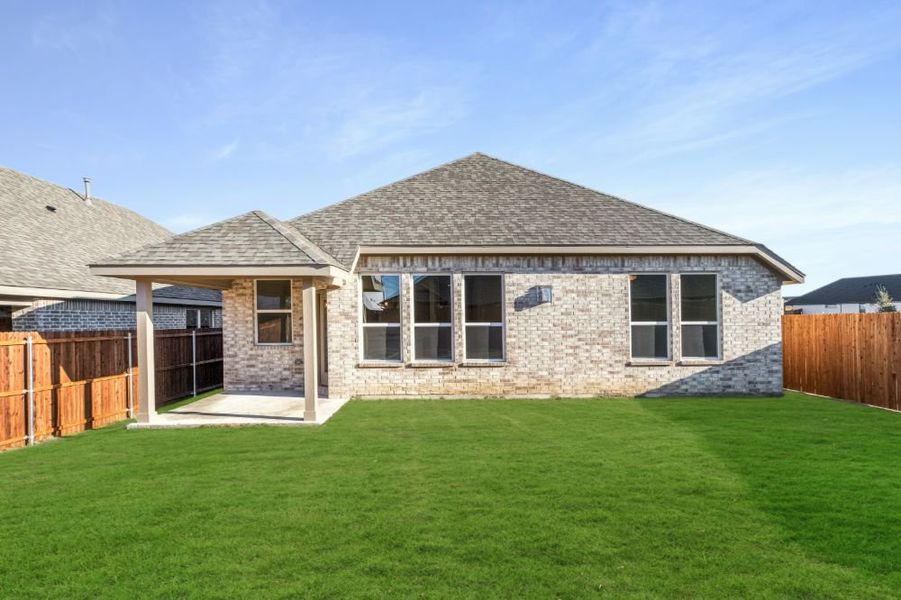 Representative exterior details of a home built from the San Jacinto by UnionMain Homes in Legacy Hills, Celina (Image 24).