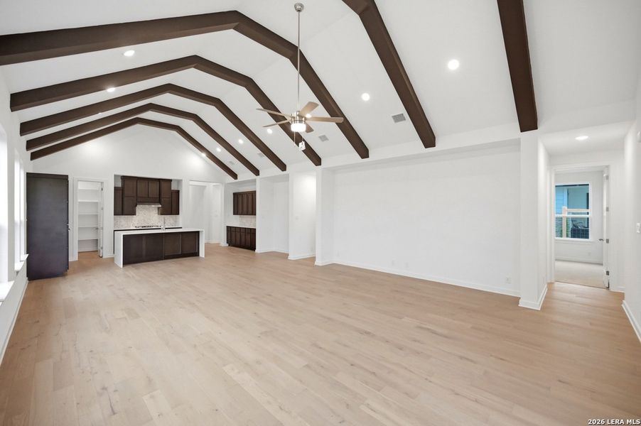 Spacious, unfurnished interior of a new home in The Crossvine, Schertz (Image 22). Spacious, unfurnished interior of a new home in The Crossvine, Schertz (Image 22).