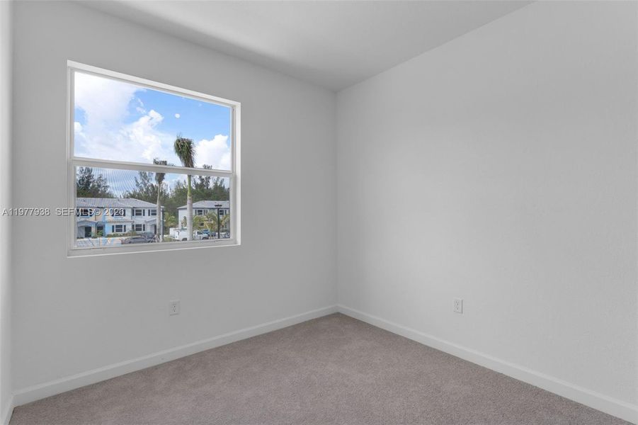 Spacious, unfurnished interior of a new home in , Florida City (Image 25).