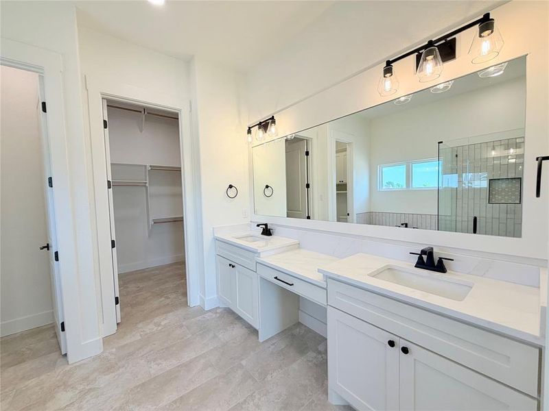 Furnished interior view inside a new home in , Weatherford (Image 17).