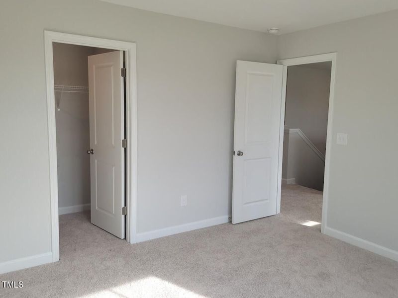 Spacious, unfurnished interior of a new home in Tobacco Road, Angier (Image 92). Spacious, unfurnished interior of a new home in Tobacco Road, Angier (Image 92).