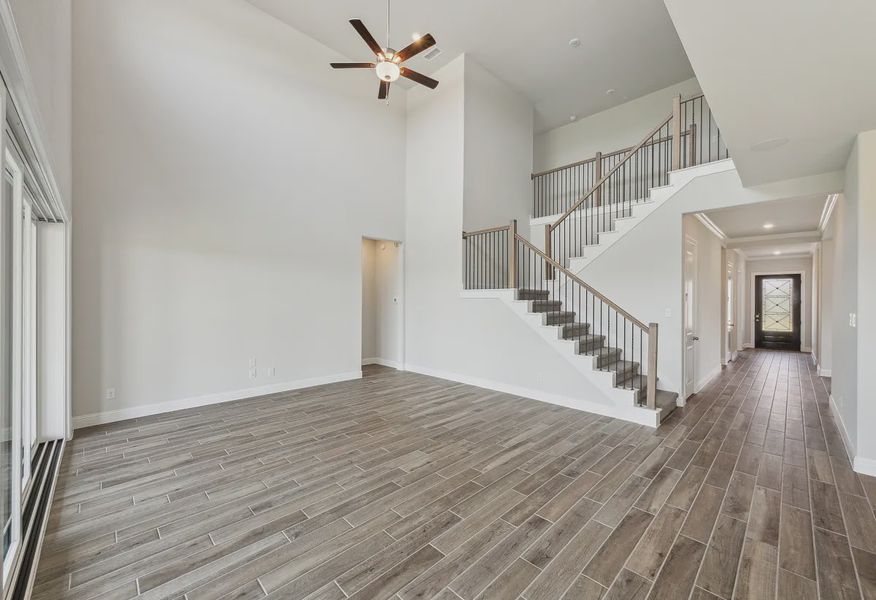 Plan 5072 Great Room - 7 of 22