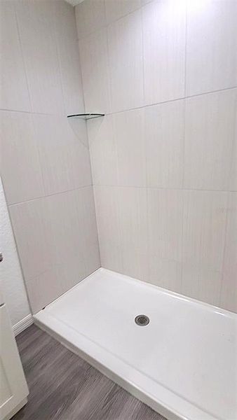 Close-up of interior finishes inside a home in , Ocklawaha (Image 14).