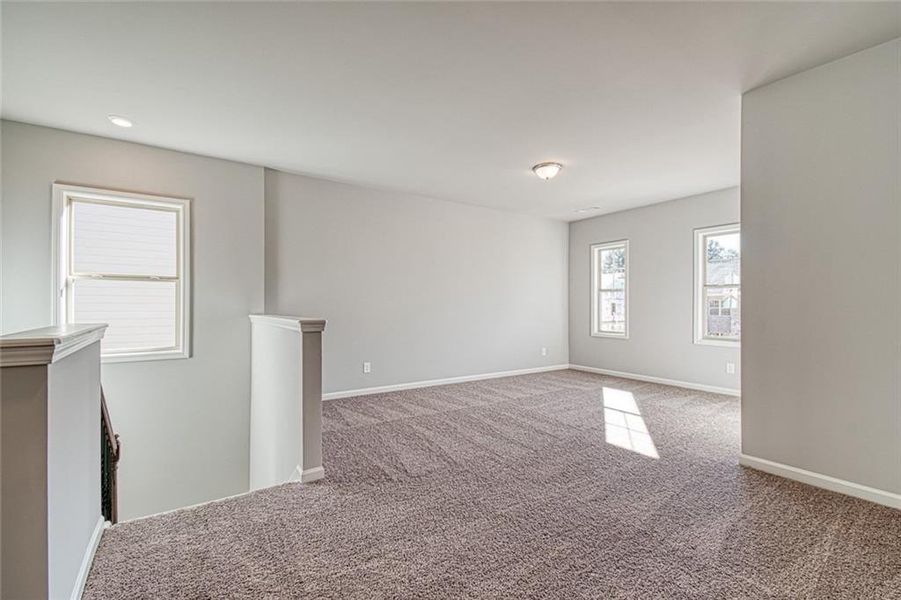 Spacious, unfurnished interior of a new home in Enclave at Logan Point, Loganville (Image 27).