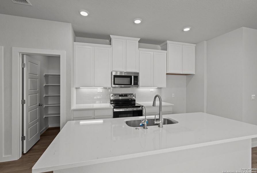 Image 15 of a home in Highland Ridge.