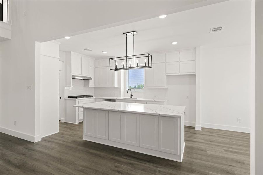 Furnished interior view inside a new home in Brookfield, Melissa (Image 14). Furnished interior view inside a new home in Brookfield, Melissa (Image 14).