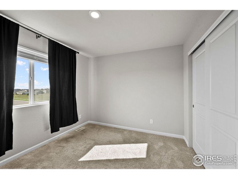 Spacious, unfurnished interior of a new home in Hidden Creek, Frederick (Image 18).