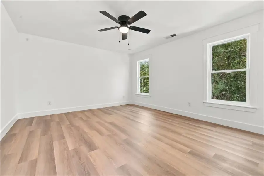 Spacious, unfurnished interior of a new home in , Austell (Image 33).