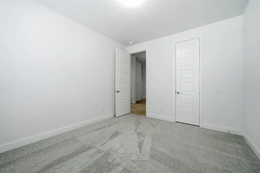 Spacious, unfurnished interior of a new home in Gideon Grove, Rockwall (Image 29). Spacious, unfurnished interior of a new home in Gideon Grove, Rockwall (Image 29).