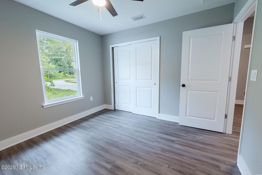 Spacious, unfurnished interior of a new home in , Florahome (Image 46).