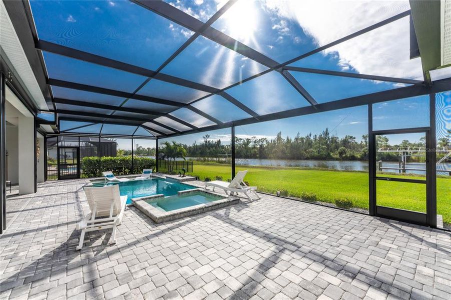 Exterior details and patio area of a home in , Port Charlotte (Image 25).