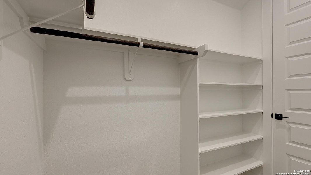 Image 26 of a home in Haby Hill 60'. Image 26 of a home in Haby Hill 60'.