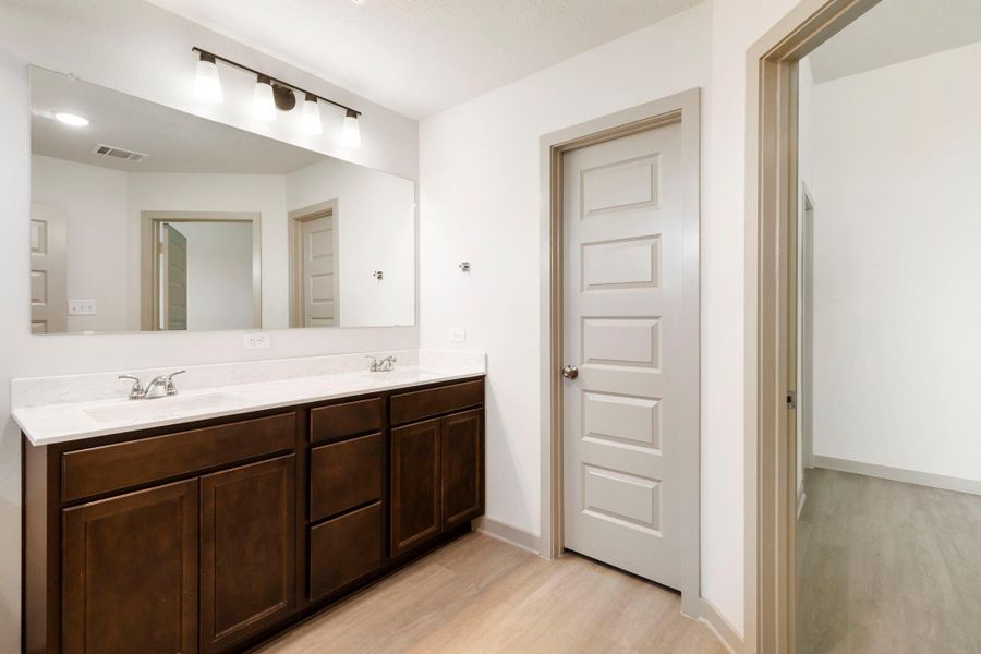 Image 39 of a home in Sterling Ridge. Image 39 of a home in Sterling Ridge.