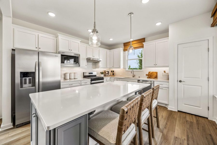 MODEL HOME images may NOT be consistent with the finished product.