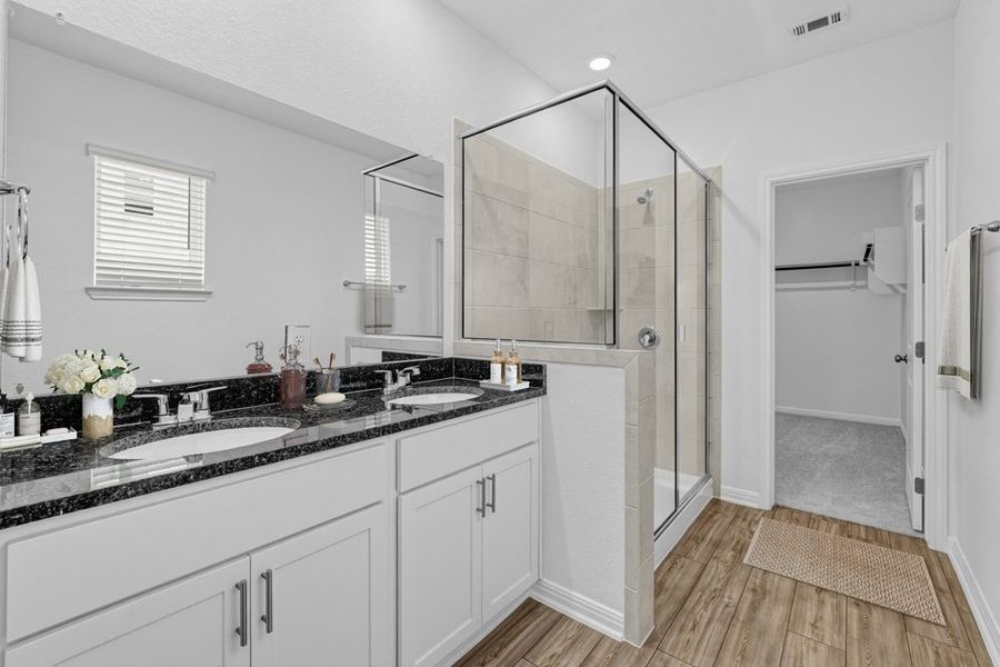 Furnished interior view inside a new home in Sunfield, Buda (Image 7).