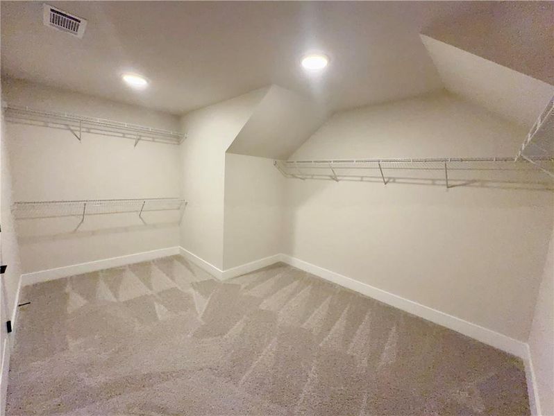 Spacious, unfurnished interior of a new home in , Hoschton (Image 33).