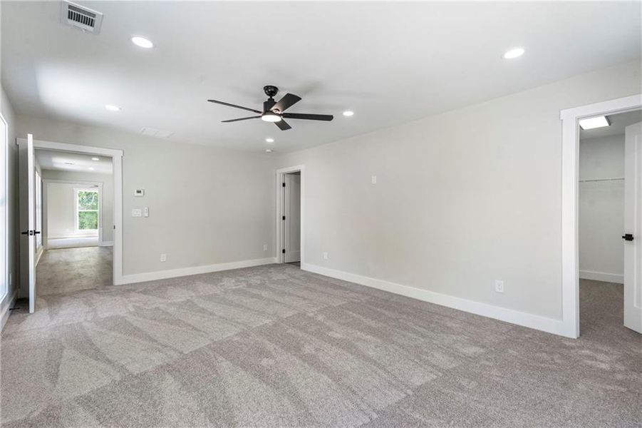 Spacious, unfurnished interior of a new home in , Covington (Image 35).